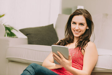 Social media manager enhancing your value chain's visibility.