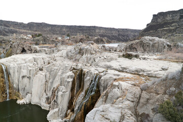 Shoshone Falls in the summer time