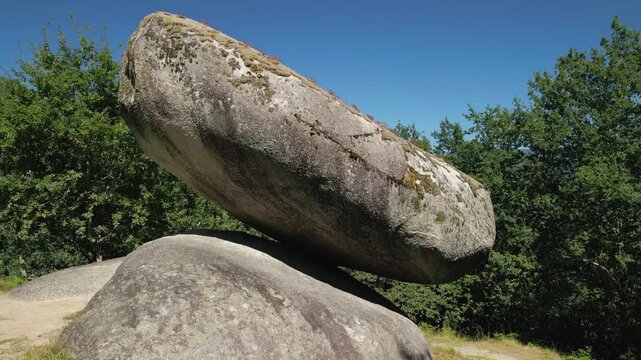 Gigantic Natural Balance Stones Of Pena do Equilibrio In Ponteareas, Pontevedra, Spain. Panning Up Shot