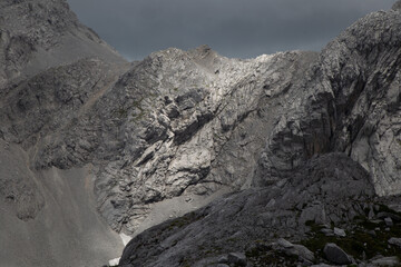 Jade Dragon Snow-Mountain