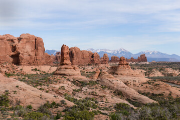 Obraz premium View of Arches National Park with snow-capped mountains in the distance. Utah. USA.