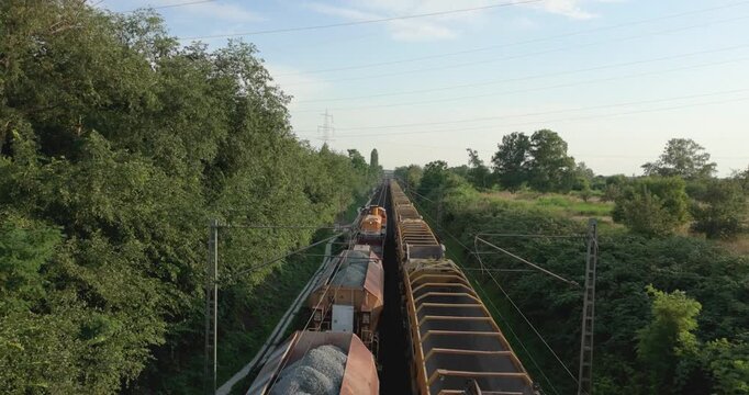 Video of the track work as part of the Deutsche Bahn Riedbahn renovation in2024