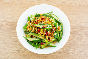 A dish of Chinese home cooking: okra salad