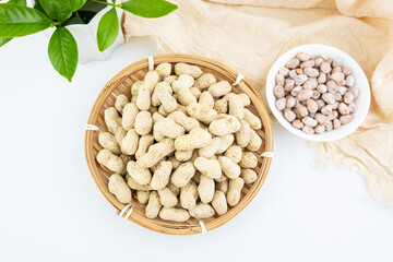 Snacks: boiled salted peanuts