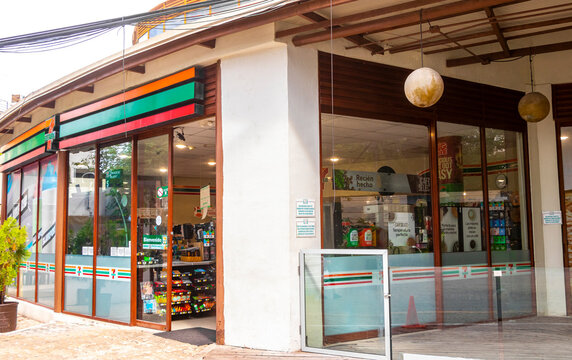 7 Eleven shop store entrance logo Playa del Carmen Mexico.