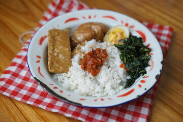 rice with egg, chicken and braised tempeh