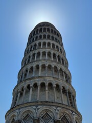 leaning tower