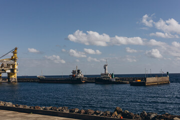 Drilling rigin the harbor of Santa Cruz de Tenerife