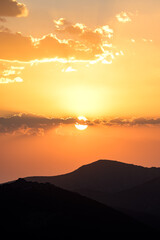 Obraz premium Atardeceres de Madrid desde las montañas de la Sierra de Guadarrama
