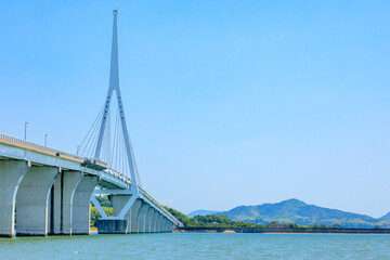 夏の周防大橋　山口県山口市　Suo Bridge in summer. Yamaguchi Pref, Yamaguchi City. © M・H