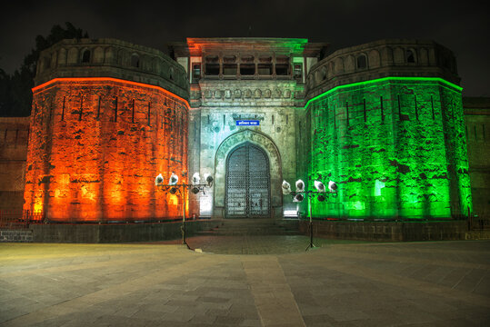 Shaniwar Wada, The prestigious Shaniwar Wada of Pune looking magnificent as ever adorned with tri-colour lights for independence day, Pune, Maharashtra, India, Asia.