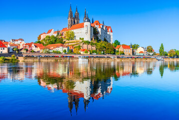 Fototapeta premium Meissen, Saxony. Albrechtsburg medieval burg and cathedral on the River Elbe, Germany travel sight.