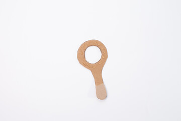 a cardboard magnifying glass craft for kids play, handmade loupe toy, process art, paper craft, easy craft ideas, how to make, DIY,