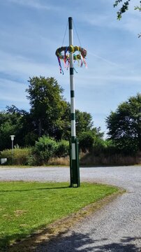 Maibaum Maikranz Kranz