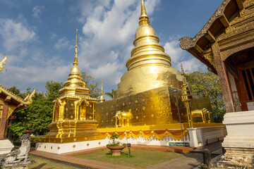 Chedi Phrathatluang in Wat Phra Singh Temple in Chiang Mai, Thailand	
