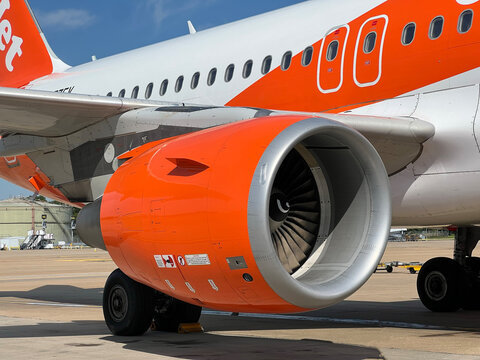EasyJet Airbus A320 CFM56 Aircraft Jet Engine