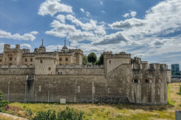 Obraz premium London: A stunning blend of historic charm and modern elegance, with iconic landmarks and vibrant culture