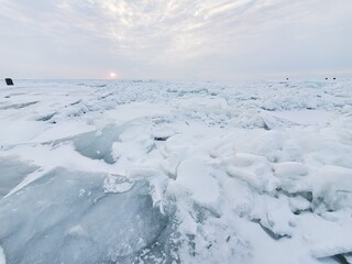 Obraz premium frozen lake in winter