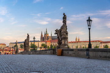 St Vitus Cathedral on Hradcany castle hill seen from Charles bridge (Karlův most) Prague, Czech Republic © tomeyk