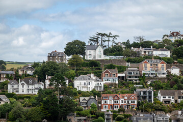 Obraz premium Kingswear a charming village seen from Dartmouth, Devon, England, UK