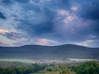 Obraz premium Wonderful landscape view on the Carpathian Mountains during the sunset in the summer season 