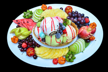 Summer ice cream with fruits to decorate