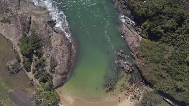 Prainha Secreta de Vila Velha, Esp&iacute;rito Santo, Brasil.
