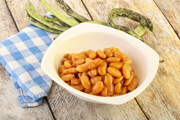 White bean in tomato sauce