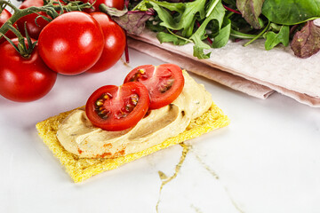 Crispbread with arabic creamy hummus