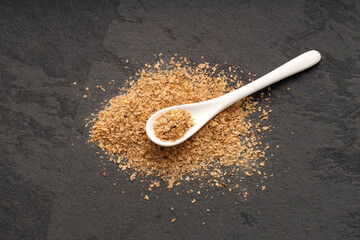 Powdered food based on soy fiber in the spoon