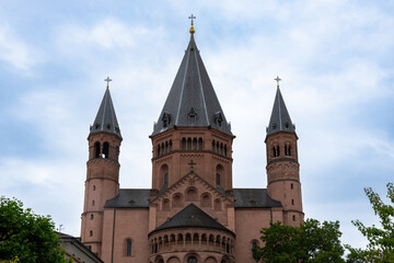 Obraz premium Mainz Cathedral or St. Martin's Cathedral