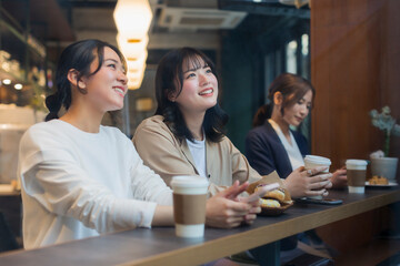 若い女性