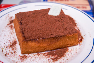 The classic dessert in Hong Kong tea restaurants, Lew Nai Hua © Steve