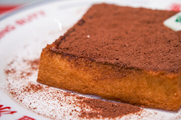 The classic dessert in Hong Kong tea restaurants, Lew Nai Hua © Steve