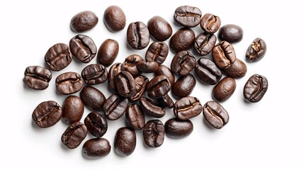 Fototapeta premium Coffee beans that have been cooked and are separated from the surroundings by a white backdrop.