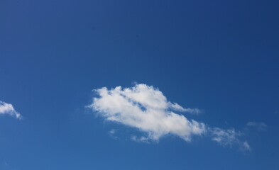 white cloud with blue sky background	