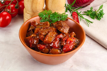 Pork with vegetables and oyster sauce