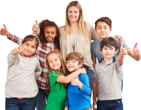 Multikulturelle Kinder in Schulklasse einer Grundschule - Powered by Adobe