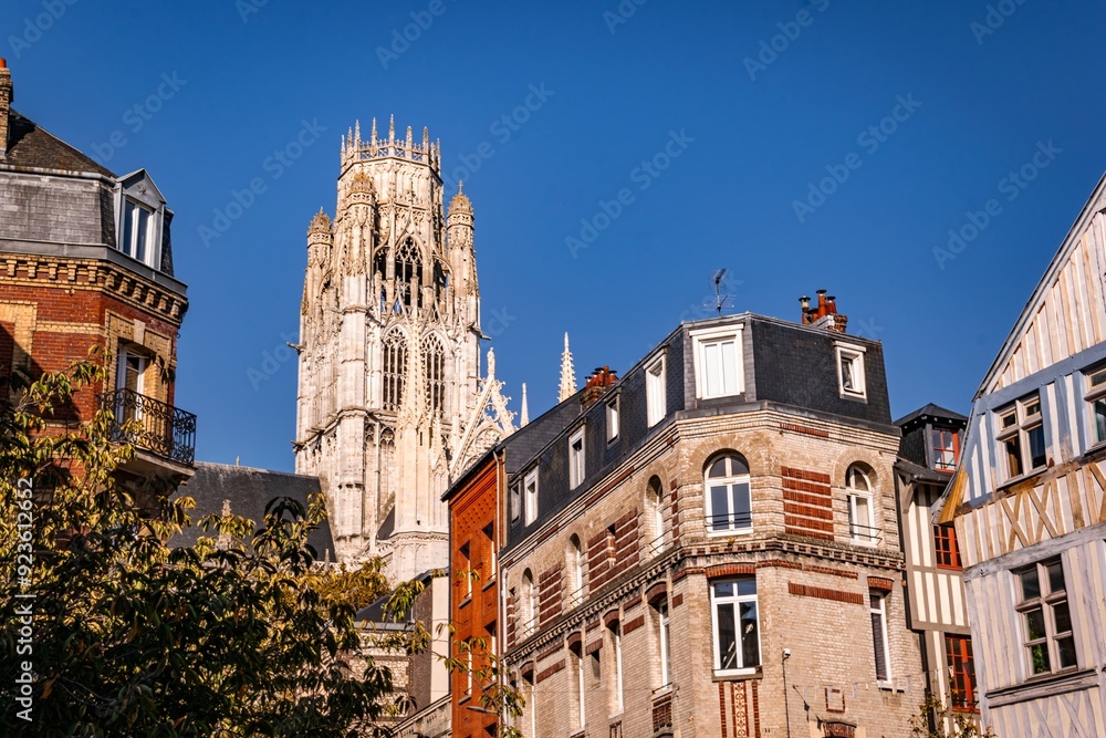 Wall mural View on the cathedral in Rouen 