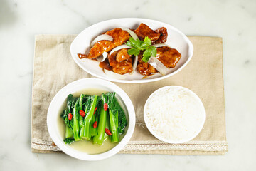 Zhenjiang Balsamic Vinegar Pork Steak_Pork Chop in Zhenjiang Vinegar Sauce