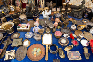 bazar de objetos antiguos