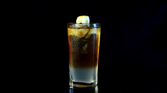 John Daly Cocktail combines vodka with iced tea and lemonade, offering a refreshing, tangy drink perfect for summer parties, casual gatherings, and fun celebrations.