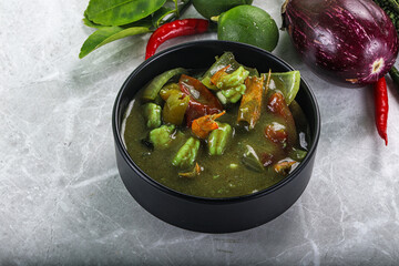 Thai green curry with prawn