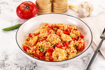 Italian pasta orzo with prawn