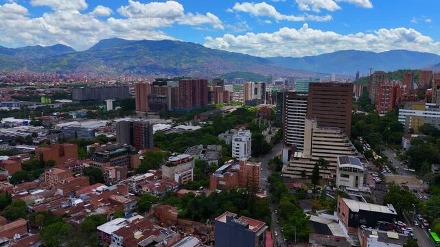 Video a&eacute;reo sobre la ciudad de Medell&iacute;n, Colombia