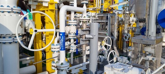 Oil and gas processing platform FPSO