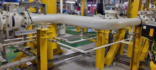 Oil and gas processing platform FPSO