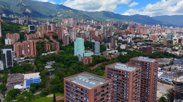 Video a&eacute;reo sobre la ciudad de Medell&iacute;n, Colombia