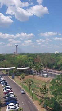 Time-lapse vertical de Teresina, vis&atilde;o para a ponte estaiada.