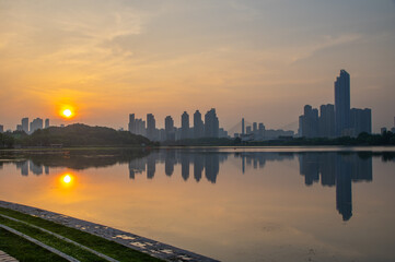 Naklejka premium Skyline view of Wuhan City landmark